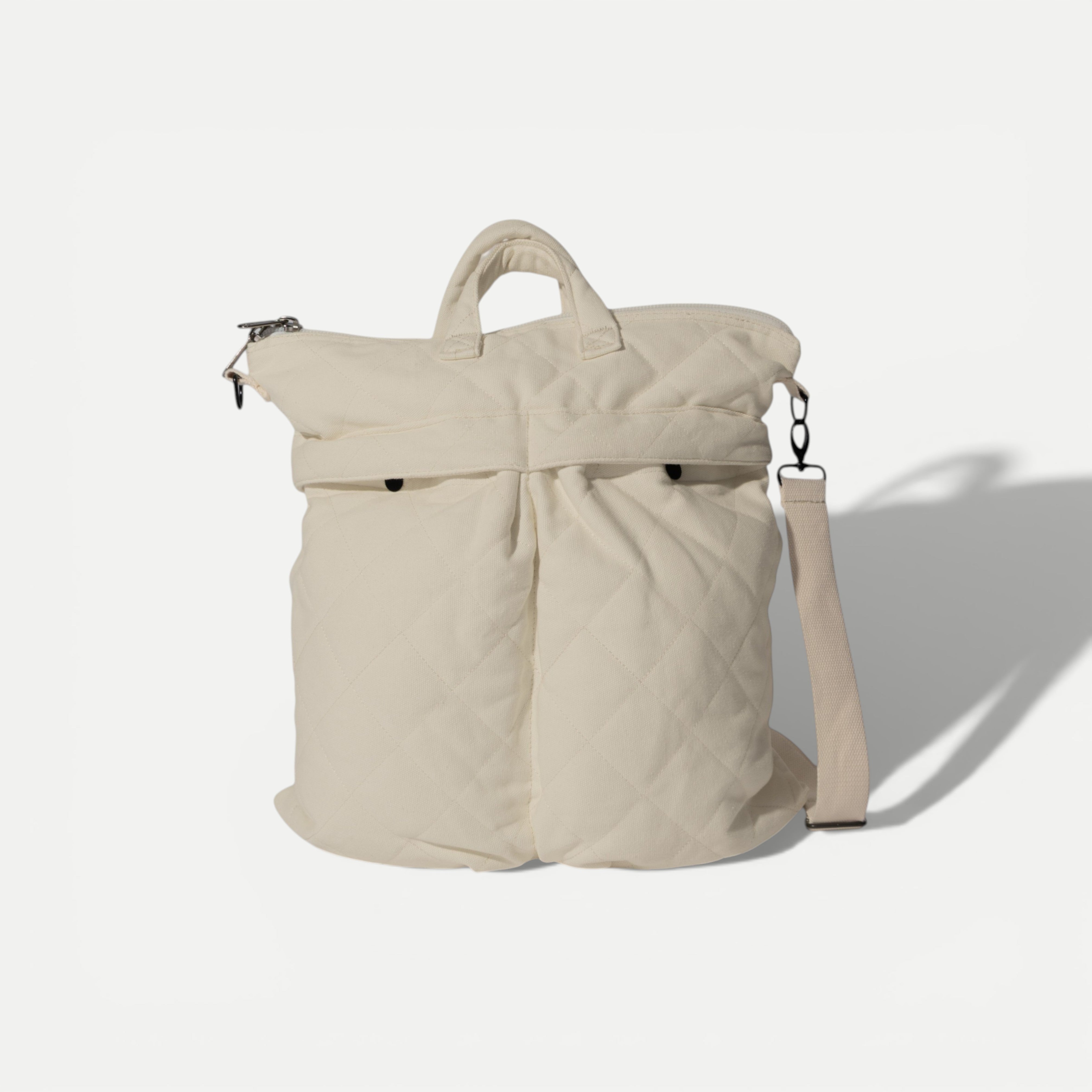 ミュージシャン UNISON SQUARE GARDEN TRINITY HELMET BAG CREAM QUILTED HELMET BAG — Universal Surplus