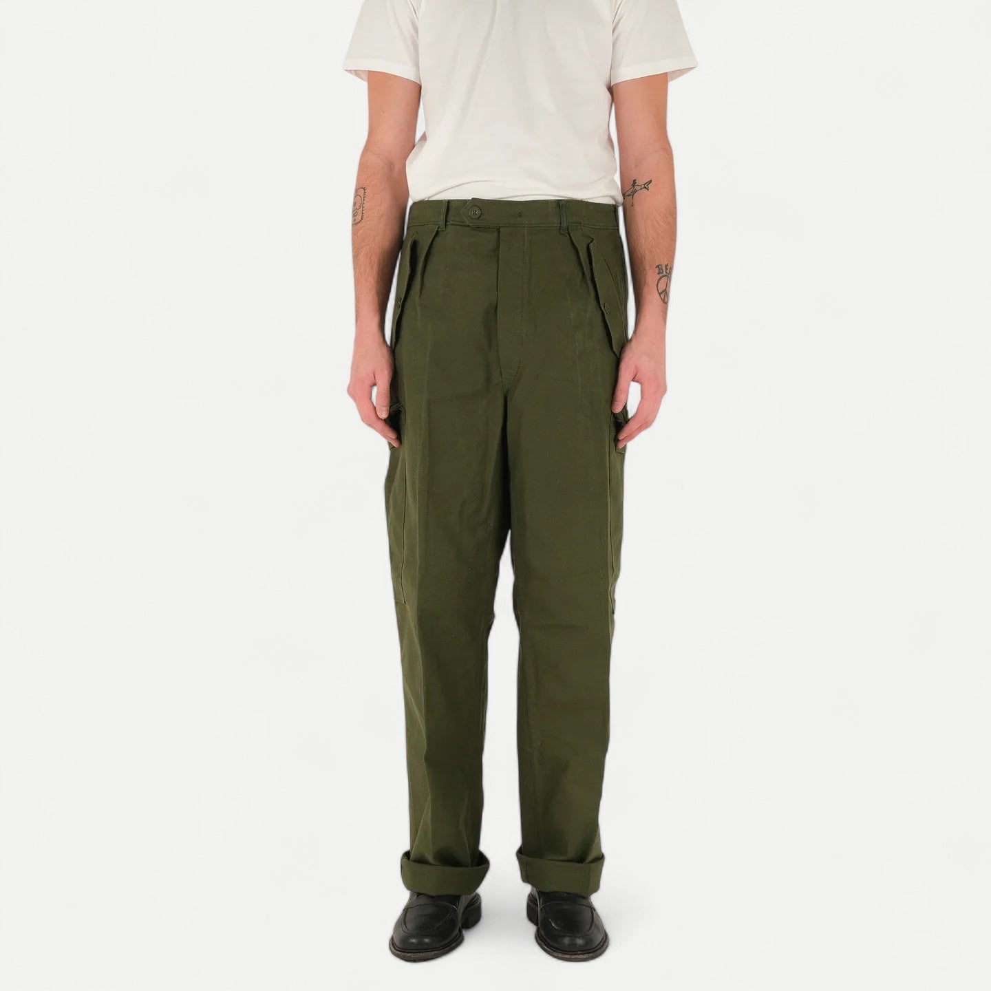 vintage-military-clothing-
