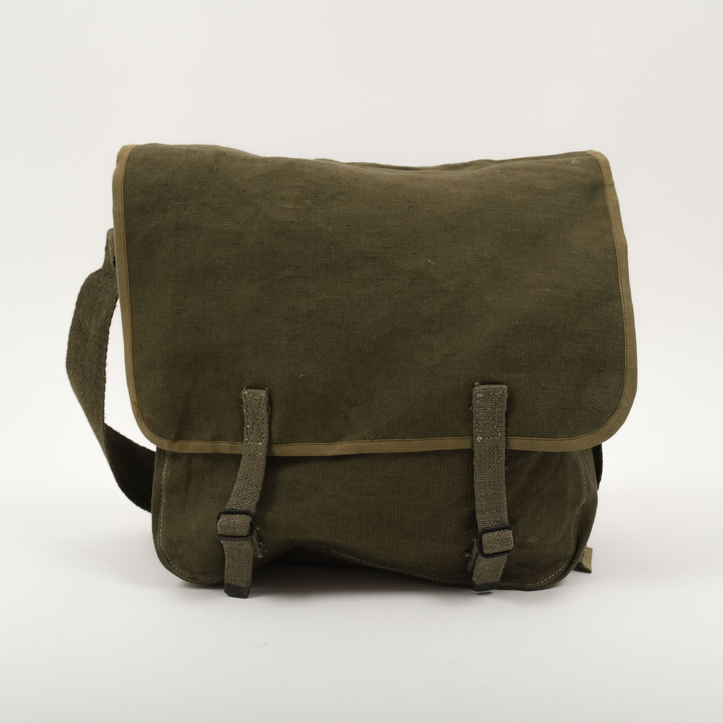 Original Bulgarian Army 1950 Shoulder Bag – Cold War Era Canvas Map/Docs Bag – Green Issued Surplus