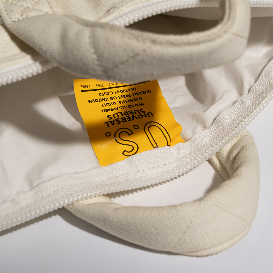 CREAM QUILTED HELMET BAG