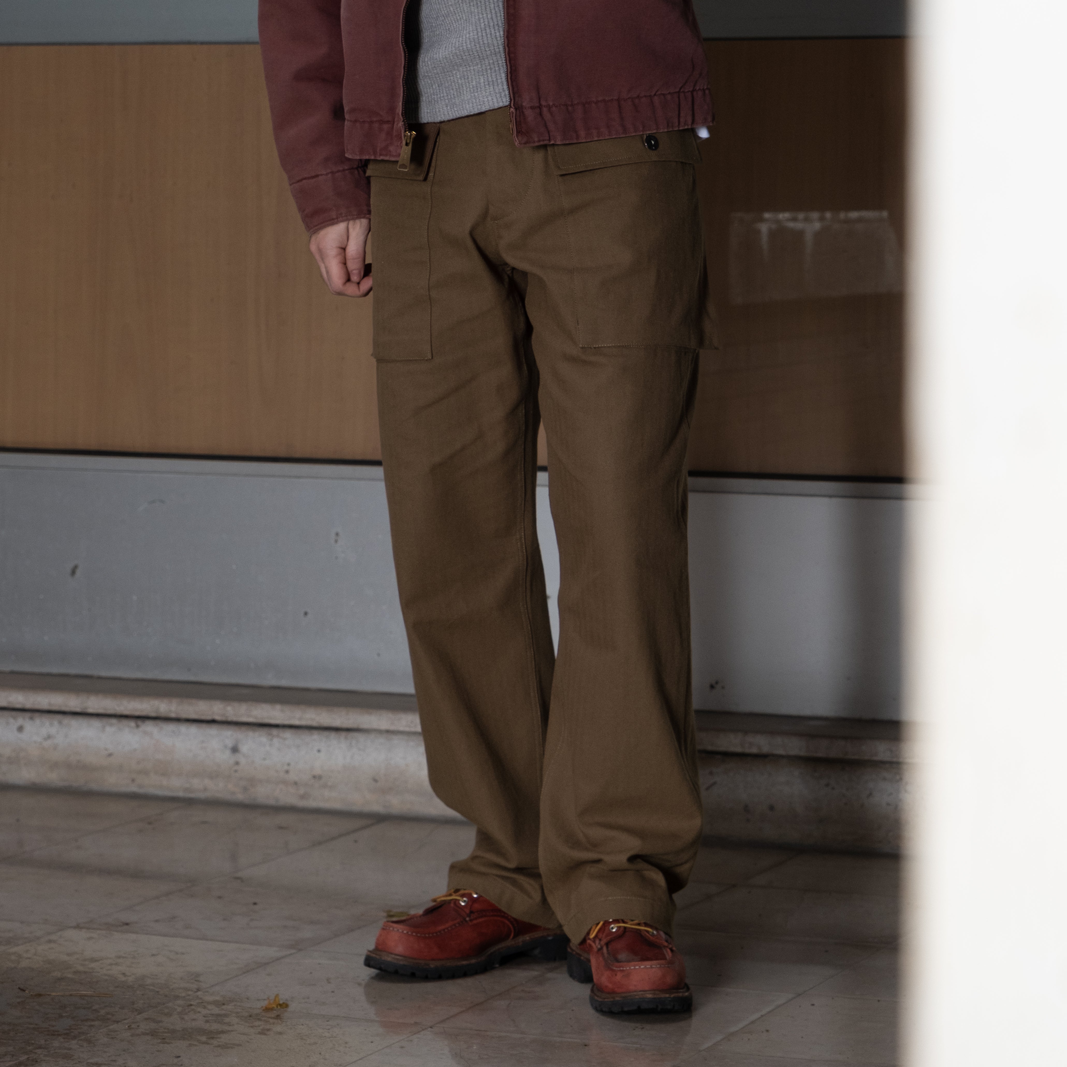 UNIVERSAL HBT P-43 CARGO PANTS - BROWN — Universal Surplus