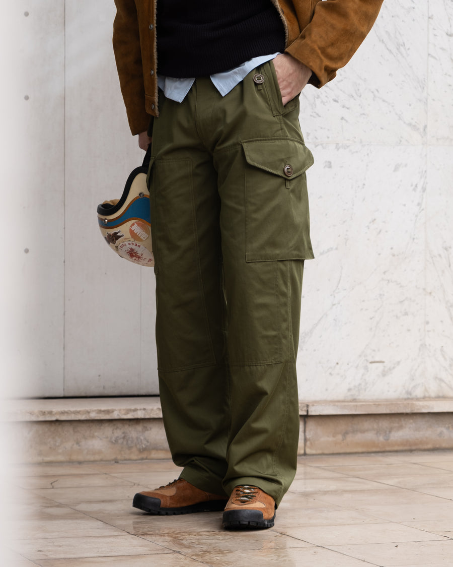 UNIVERSAL CANADIAN CARGO PANTS - OLIVE GREEN