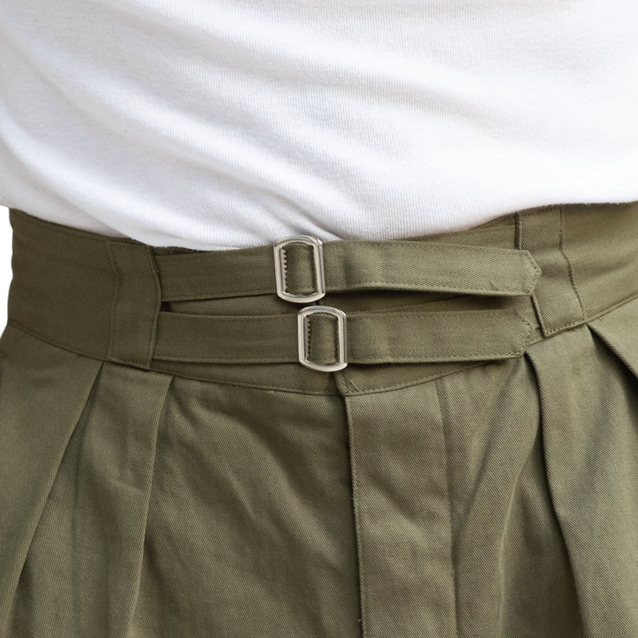 UNIVERSAL GURKHA SHORT - OLIVE GREEN