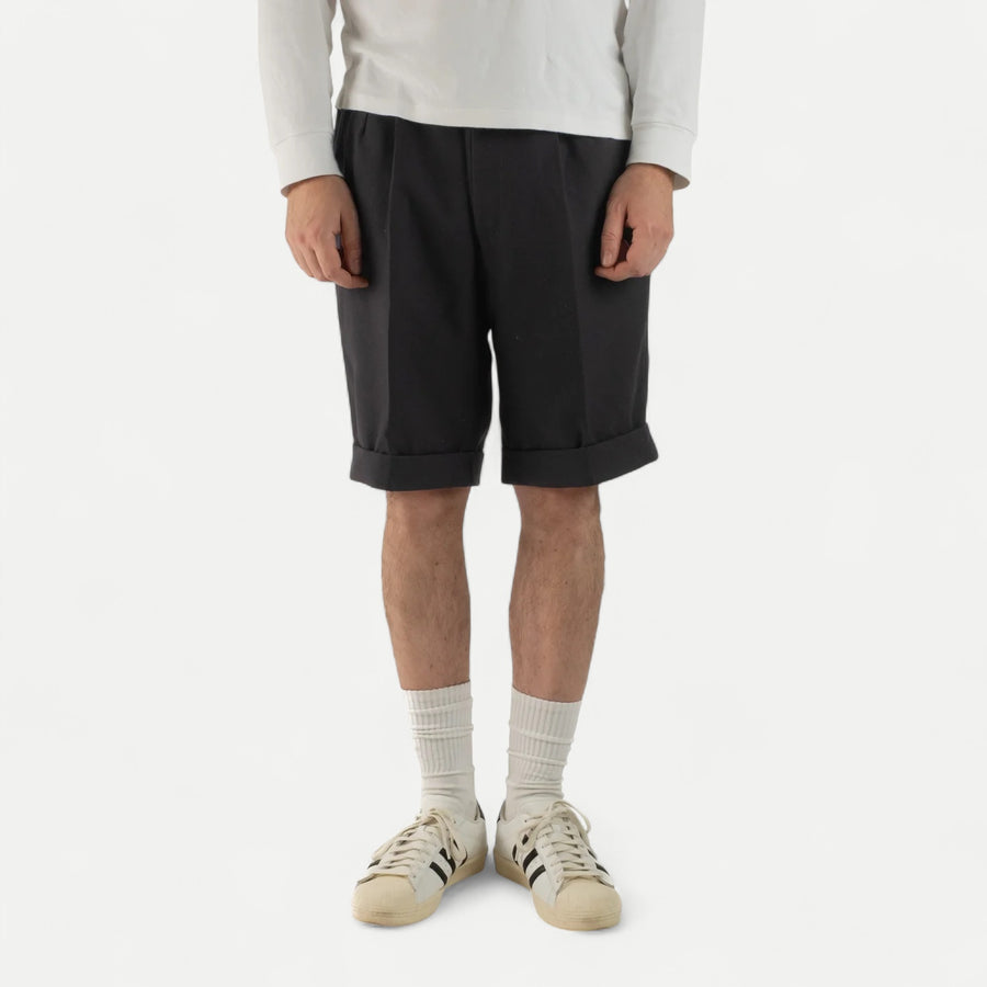 GERMAN BLACK TAILOR SHORT