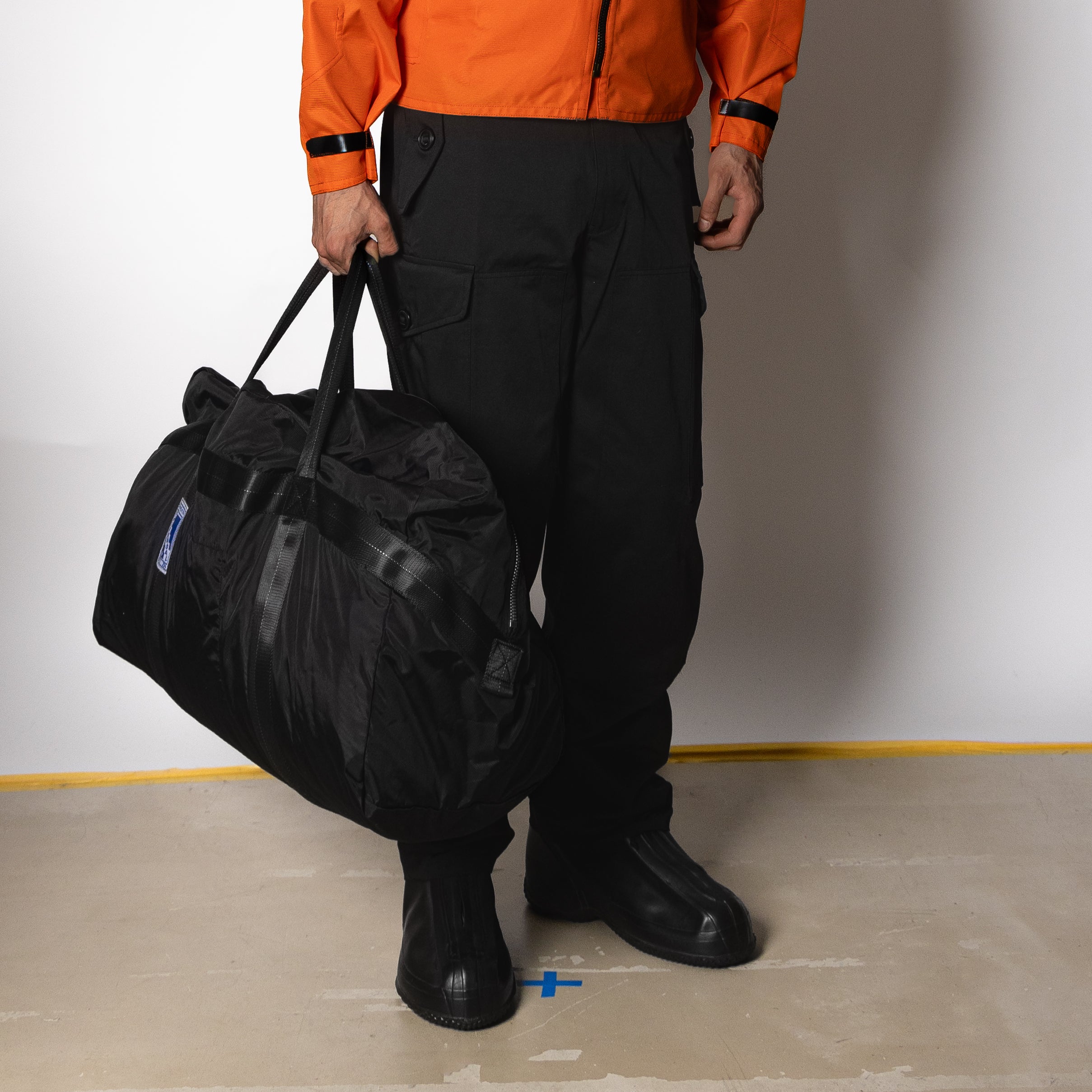 UNIVERSAL FRENCH TAP BAG - BLACK — Universal Surplus