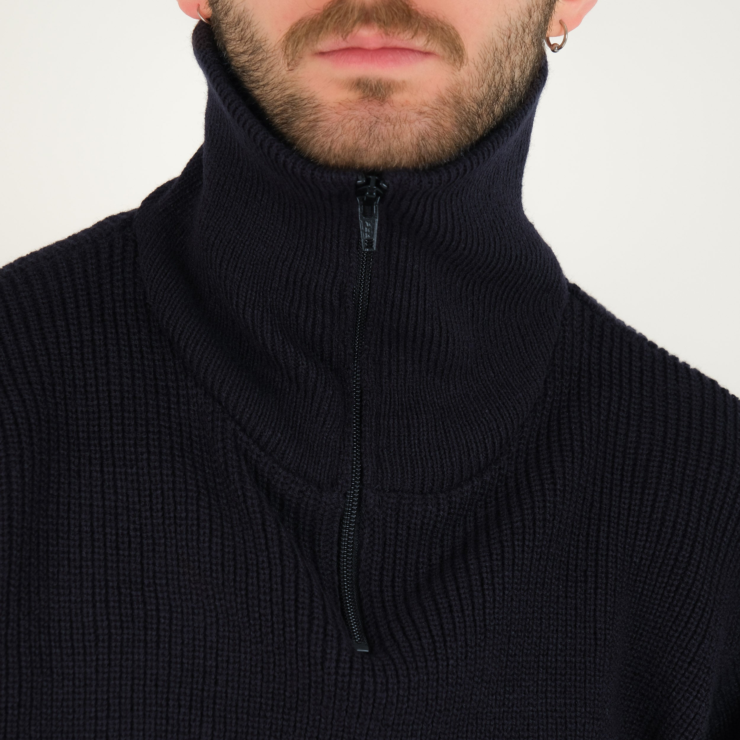 universal_surplus_tops_militar