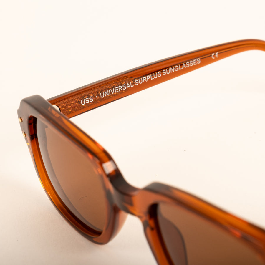 UNIVERSAL BROWN ARMY SUNGLASSES - BROWN