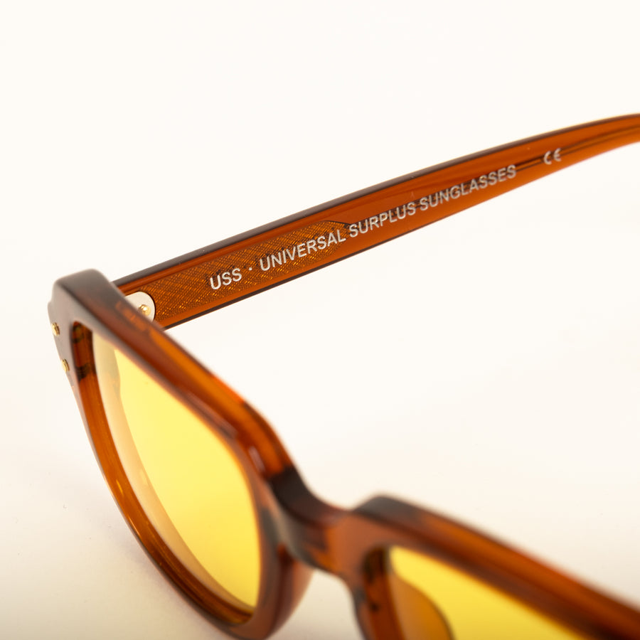 UNIVERSAL BROWN ARMY SUNGLASSES - YELLOW