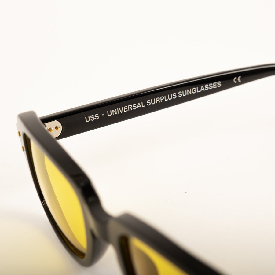 UNIVERSAL BLACK ARMY SUNGLASSES - YELLOW