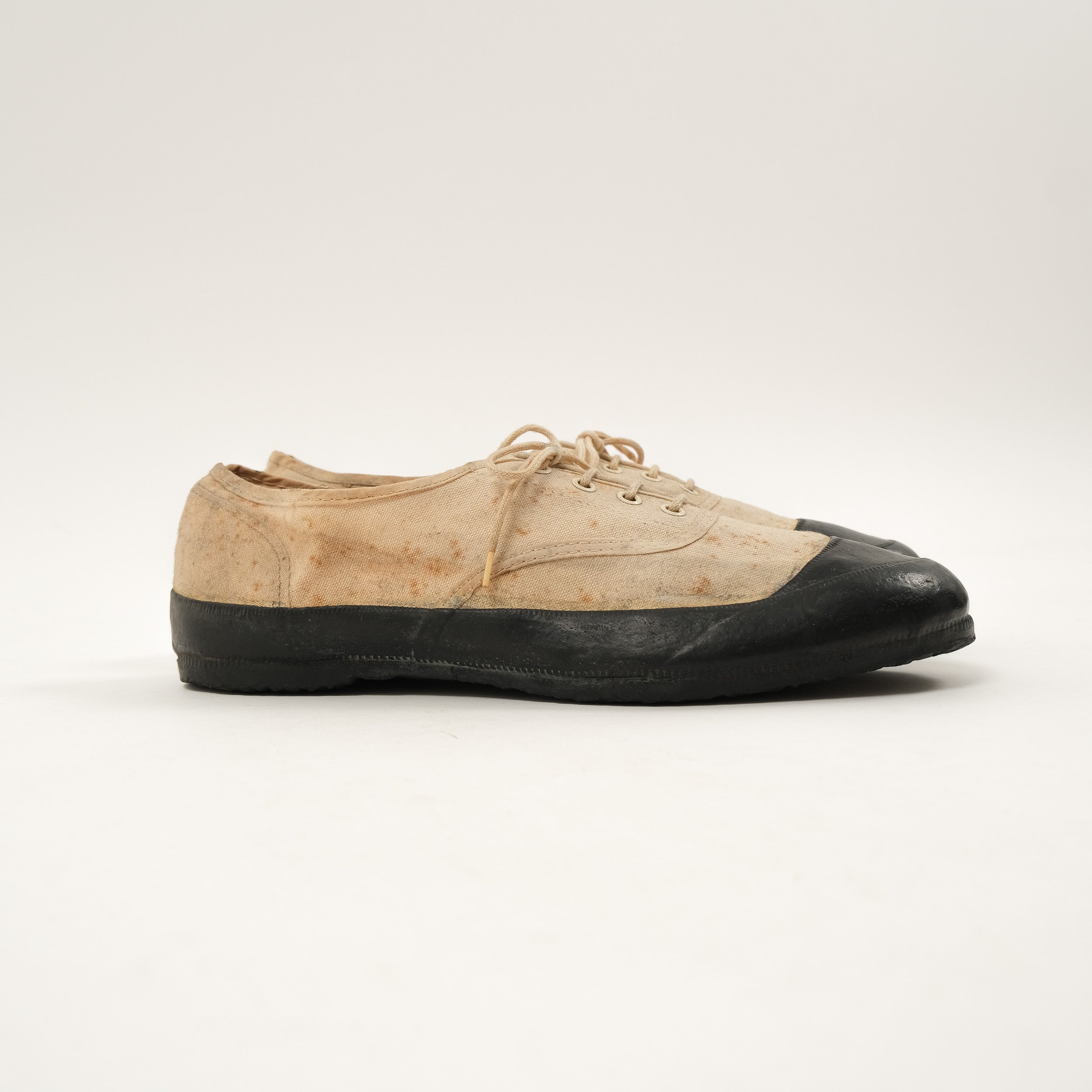 WWII ROYAL NAVY DECK SHOES